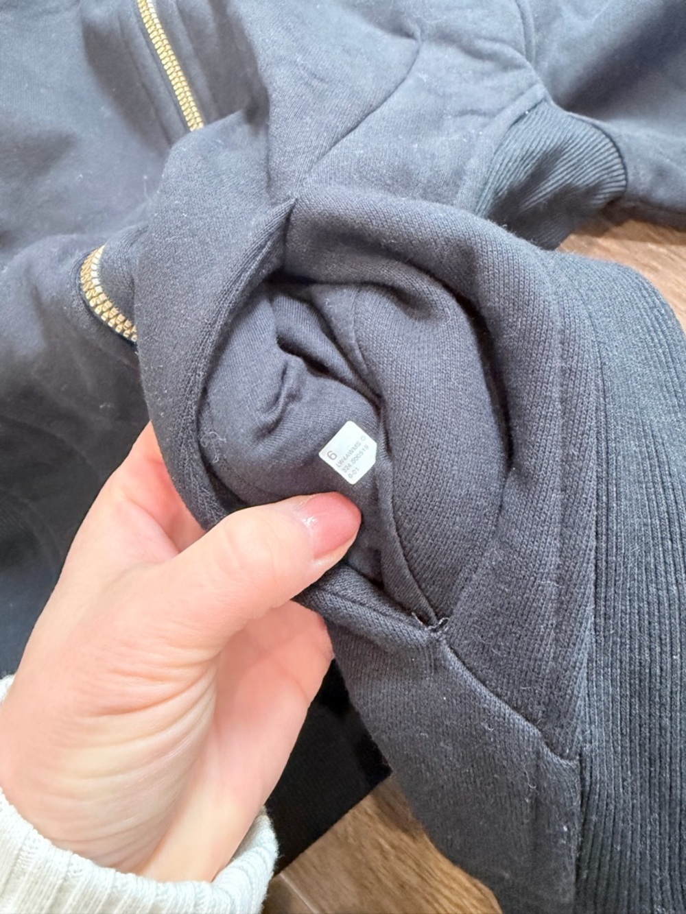 New Lululemon Scuba Full-Zip Hoodie with gold zipper without tag - Picture 7 of 13